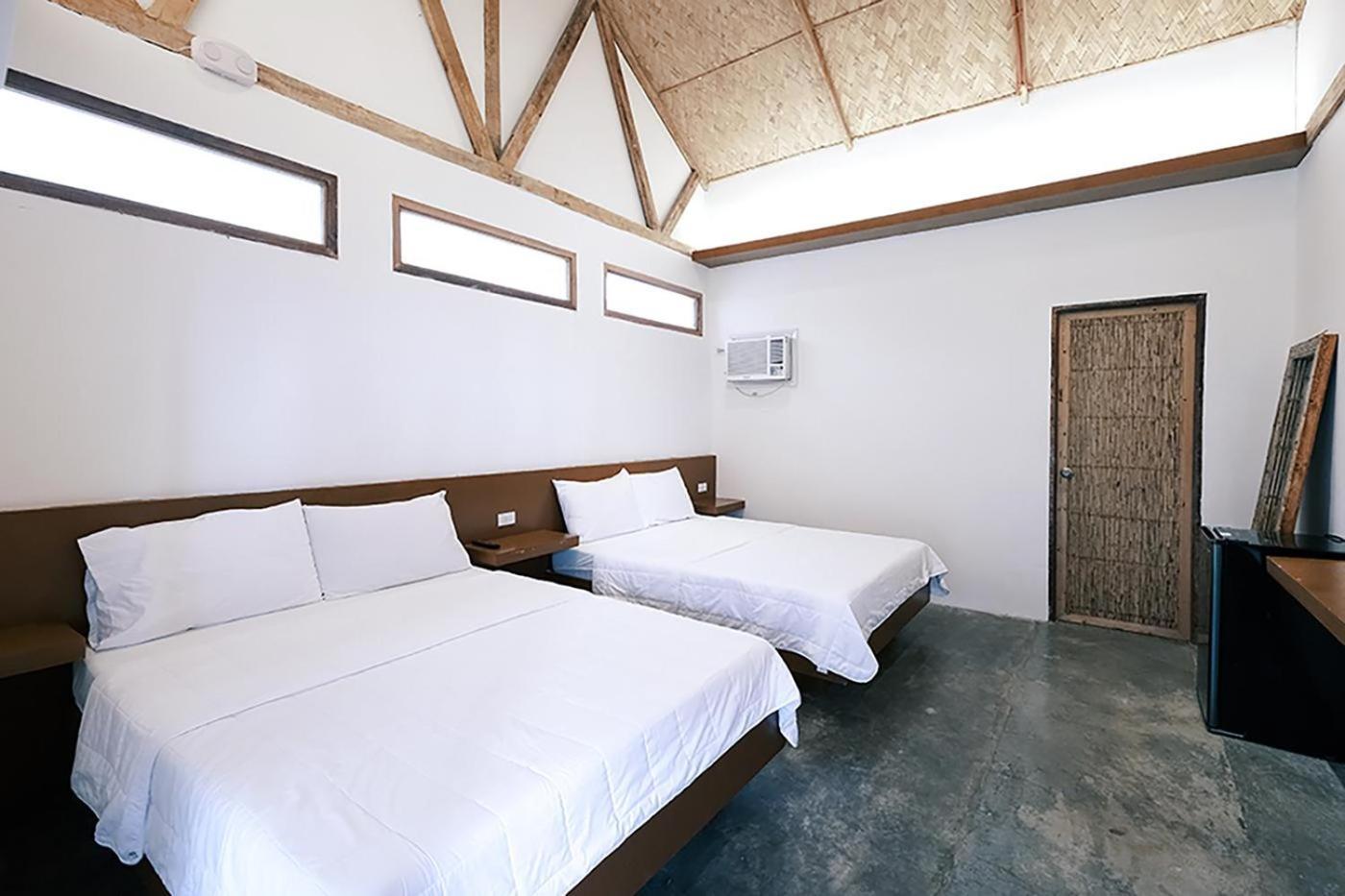 Ikani Surf Resort Pagudpud Room photo