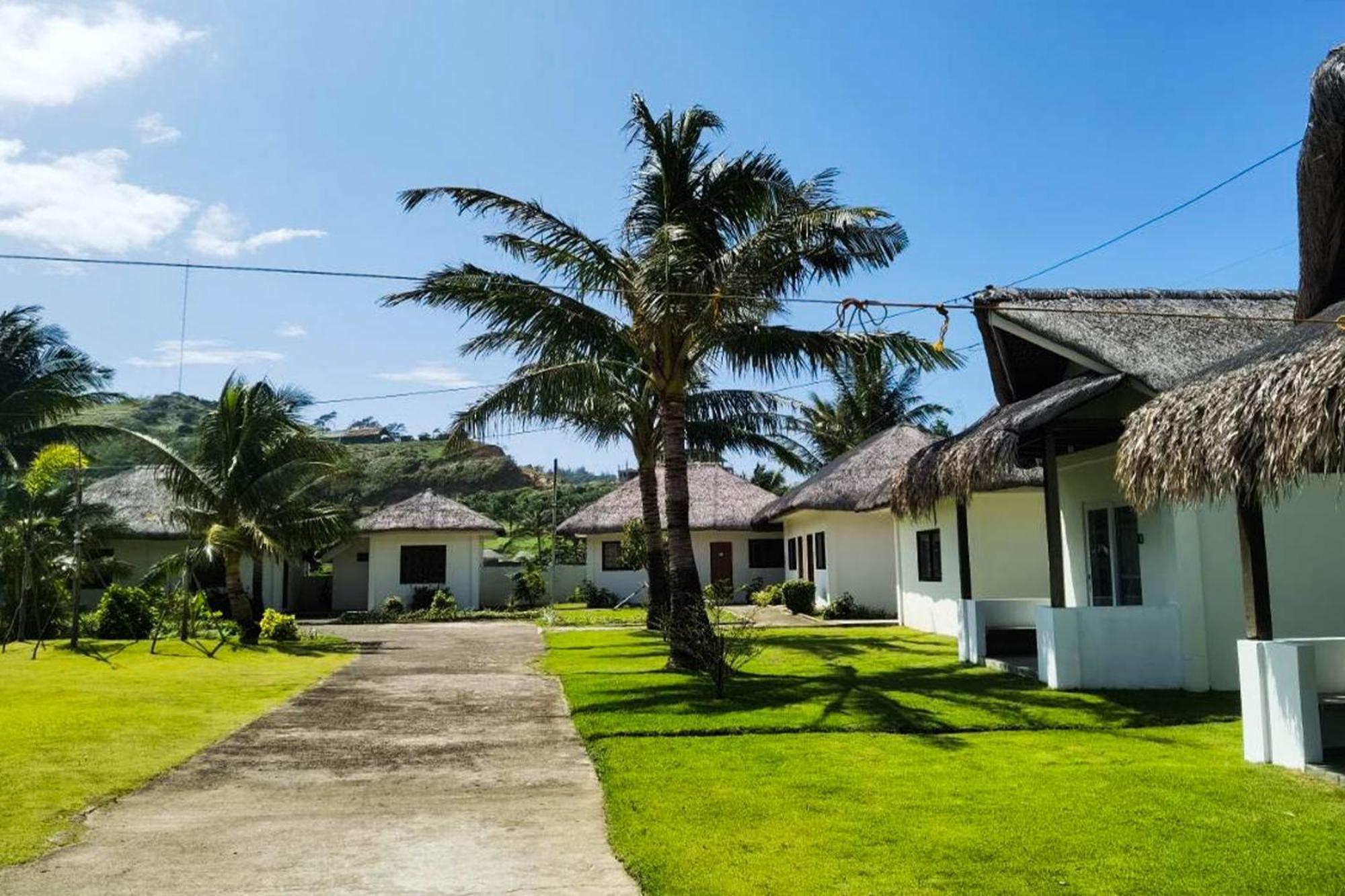 Ikani Surf Resort Pagudpud Exterior photo