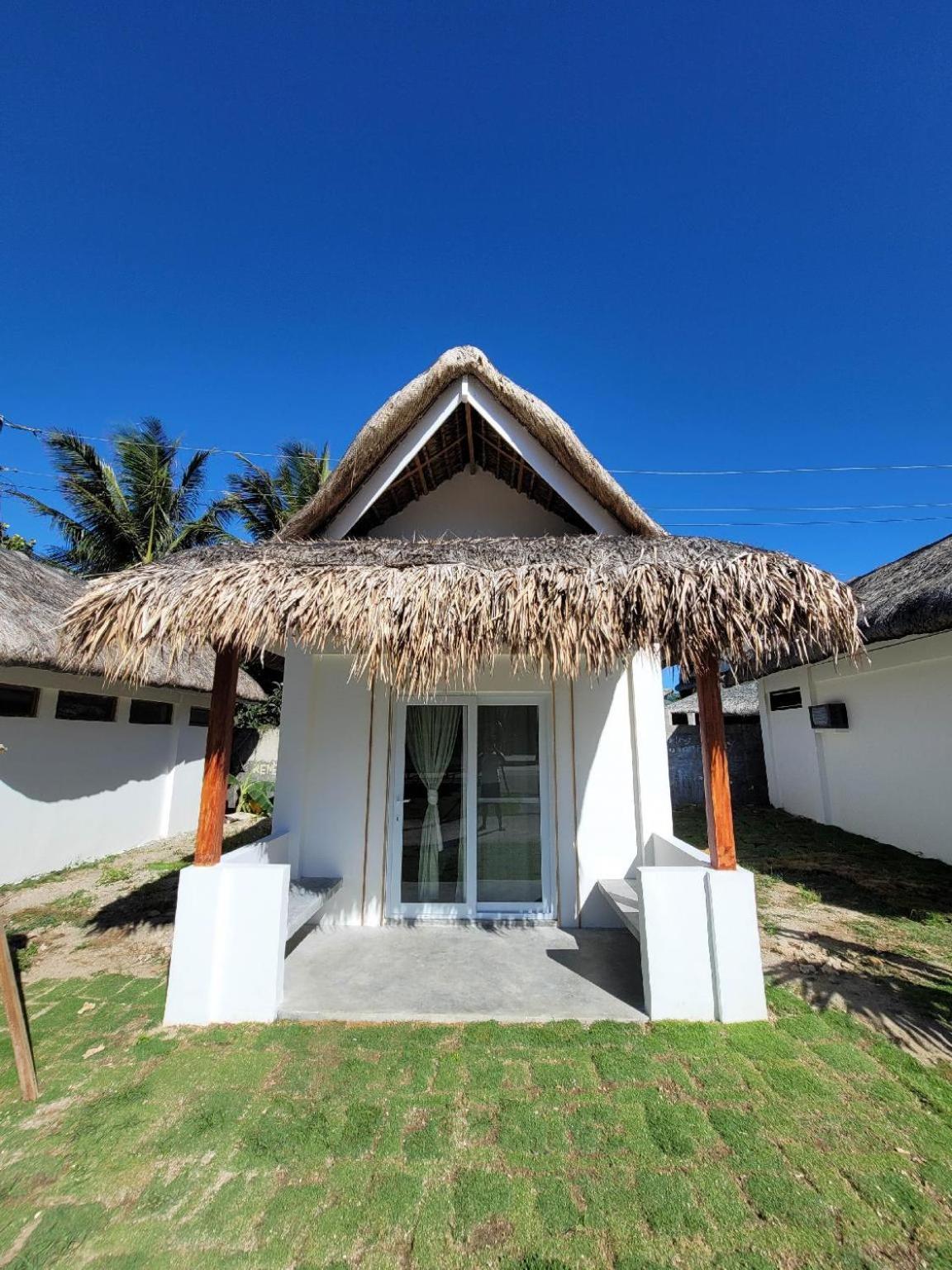 Ikani Surf Resort Pagudpud Room photo